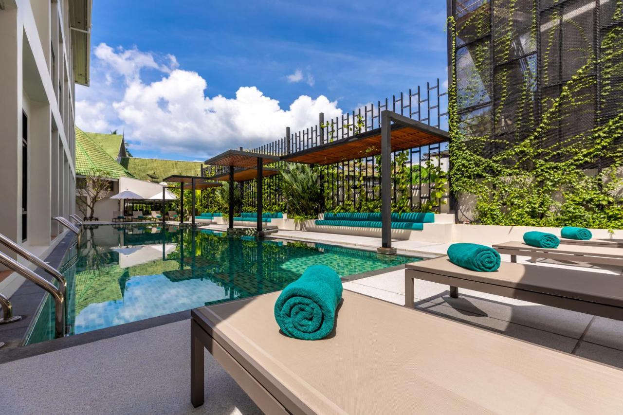 Outrigger Surin Beach Resort - Sha Extra Plus Exteriér fotografie The swimming pool at the hotel