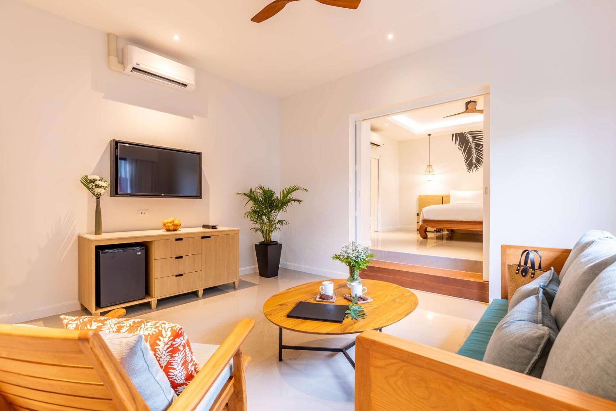 Outrigger Surin Beach Resort - Sha Extra Plus Exteriér fotografie
